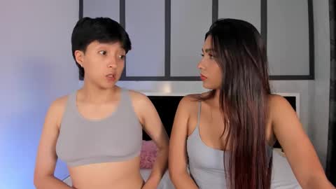 Eva Short hair girl  - Victoria Long red hair online show from February 2026 01:54:01 AM