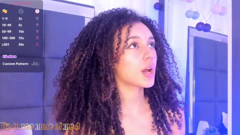 M I A online show from December 2024 04:50:01 PM