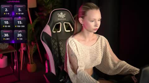 Lina online show from April 2026 05:50:02 PM