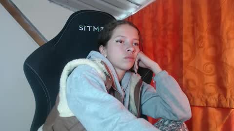 sweetdam12 online show from February 2025 07:48:02 PM