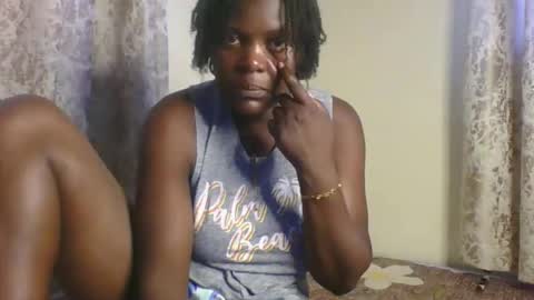 Snapshot of sweetdarkskin chatting on April 2026 11:32:01 AM CLARIS online show from April 2026 11:32:01 AM