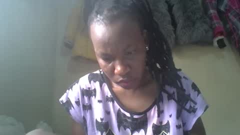 sweetdiva2012 online show from January 2026 05:22:02 AM