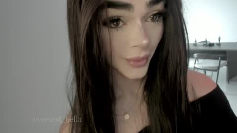 Bella online show from May 2026 08:13:02 PM