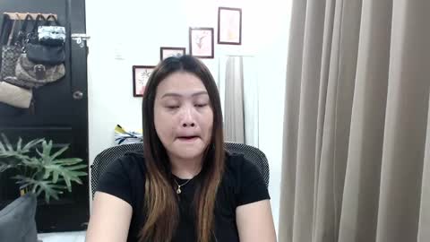 Snapshot of sweetestsmile_ chatting on December 2024 01:04:02 AM Khaye online show from December 2024 01:04:02 AM