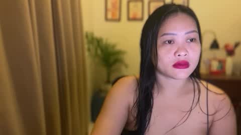 Snapshot of sweetestsmile_ chatting on September 2025 03:29:01 AM Khaye online show from September 2025 03:29:01 AM