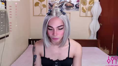 Snapshot of sweeteverdeen chatting on October 2025 04:40:01 AM sweetkatniss online show from October 2025 04:40:01 AM