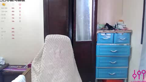 Snapshot of sweeteverdeen chatting on November 2025 03:27:02 AM sweetkatniss online show from November 2025 03:27:02 AM