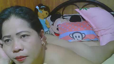 Snapshot of sweeteyes69xx chatting on June 2026 09:23:02 AM sweeteyes69xx online show from June 2026 09:23:02 AM