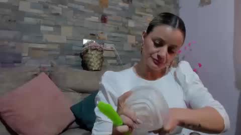 Snapshot of sweetfantasyy69 chatting on September 2025 09:18:01 PM sweef online show from September 2025 09:18:01 PM