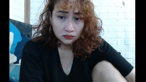 Jean online show from December 2025 03:12:03 AM