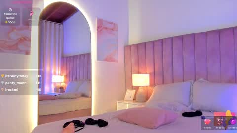 Dulce online show from February 2025 06:57:01 AM