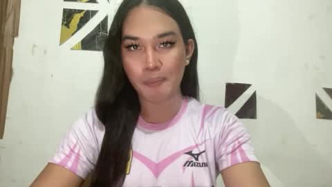 Snapshot of sweetgirl_rhainexxx chatting on May 2026 12:43:01 PM sweetgirl_rhainexxx online show from May 2026 12:43:01 PM