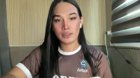Snapshot of sweetgirl_rhainexxx chatting on May 2026 07:38:01 AM sweetgirl_rhainexxx online show from May 2026 07:38:01 AM