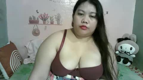 Snapshot of sweetheart1991 chatting on April 2026 05:32:02 PM Fuck my boobs69 online show from April 2026 05:32:02 PM