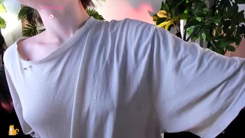 Kira online show from February 2025 01:16:02 AM