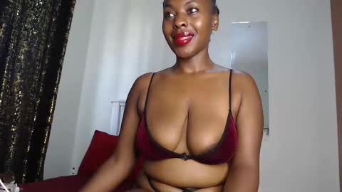 Snapshot of sweetice_01 chatting on February 2026 07:07:02 AM euny online show from February 2026 07:07:02 AM