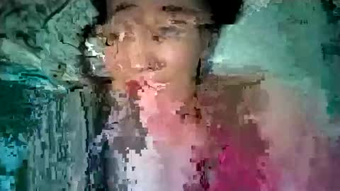 Snapshot of sweetie__annie chatting on February 2025 02:48:02 AM Ana Mara  i cant Make noise My family is here  online show from February 2025 02:48:02 AM