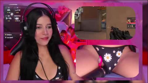 sweetie_cloe online show from September 2025 09:08:02 PM