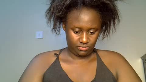 Snapshot of sweetie_lola chatting on July 2026 03:31:02 AM Lola online show from July 2026 03:31:02 AM