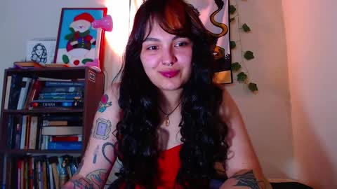 Snapshot of sweetie_maryy chatting on December 2024 06:11:02 AM Maria  my insta sweetie maryy   online show from December 2024 06:11:02 AM
