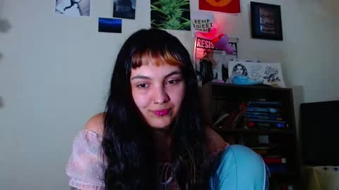 Snapshot of sweetie_maryy chatting on March 2025 01:11:01 AM Maria  my insta sweetie maryy   online show from March 2025 01:11:01 AM