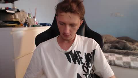 Snapshot of sweetieecreamy chatting on October 2025 01:23:04 PM Cat online show from October 2025 01:23:04 PM