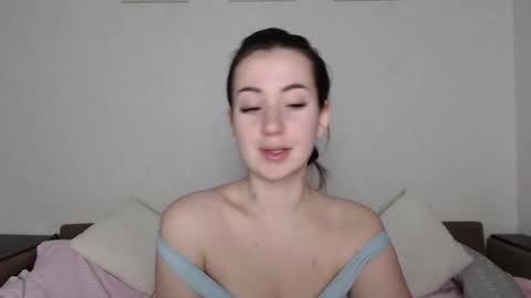 Snapshot of sweetiekendl chatting on January 2025 10:39:01 PM Kendl online show from January 2025 10:39:01 PM