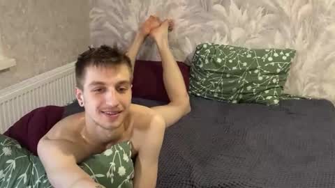 Snapshot of sweetiepipe chatting on June 2026 02:49:02 PM Welcome to our room We are Renata21 and Bogdan 24 online show from June 2026 02:49:02 PM