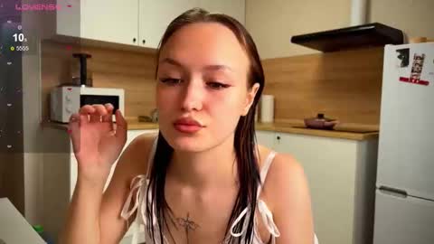 Snapshot of sweetieseva chatting on September 2025 01:32:01 PM Eva and Lisa online show from September 2025 01:32:01 PM