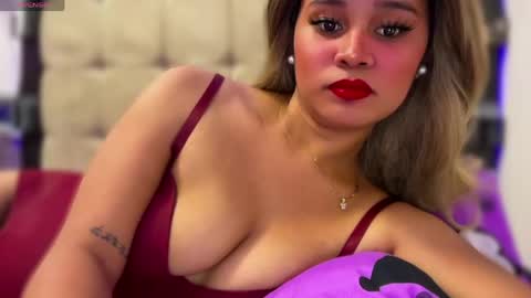 sweetjhessa69 online show from May 2026 01:58:02 AM