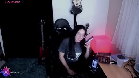 Snapshot of sweetkisses11 chatting on February 2026 08:05:02 AM Akirarose777 online show from February 2026 08:05:02 AM