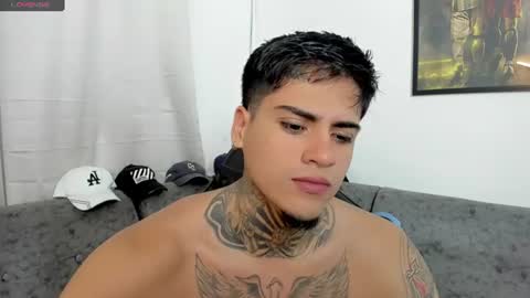Snapshot of sweetlatinoboy chatting on July 2026 09:38:01 AM SWEETLATINBOY online show from July 2026 09:38:01 AM