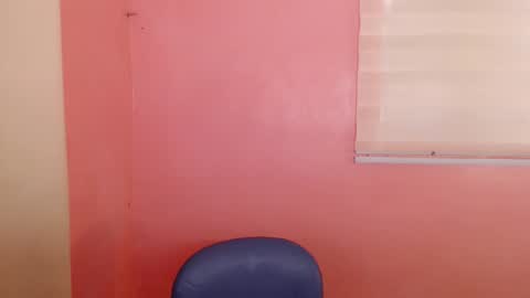 Leah online show from February 2025 03:12:01 AM