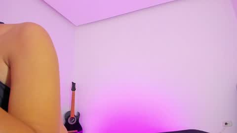 Azulandvioleta online show from January 2025 12:42:01 PM