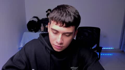 Lian online show from December 2024 10:03:01 AM