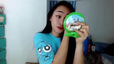 Lilly online show from December 2024 02:20:01 AM