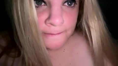 Snapshot of sweetlisa92 chatting on November 2025 01:11:02 PM Lisa online show from November 2025 01:11:02 PM