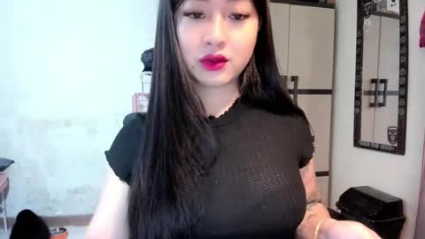 Zoe online show from February 2025 01:27:01 AM