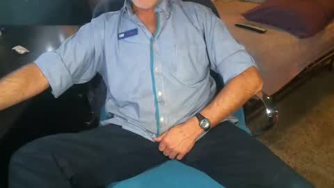 Snapshot of sweetman4a chatting on May 2026 03:28:01 PM Michael online show from May 2026 03:28:01 PM