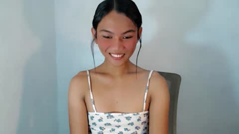 Nia online show from November 2025 06:56:02 AM