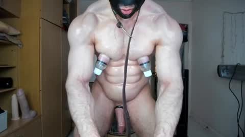 Snapshot of sweetmuscles_boy chatting on July 2026 03:52:02 AM Lorenzo online show from July 2026 03:52:02 AM