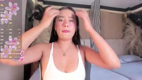 Snapshot of sweetnova_ chatting on June 2026 01:05:02 AM Sweet Nova online show from June 2026 01:05:02 AM