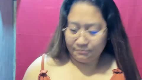 Snapshot of sweetpilipina88 chatting on December 2024 09:39:01 PM MIA online show from December 2024 09:39:01 PM