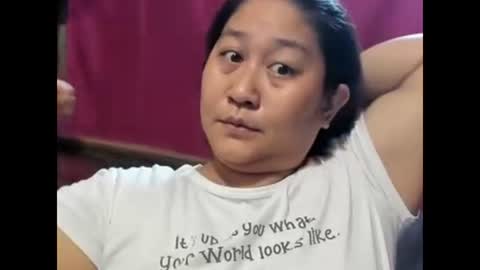 Snapshot of sweetpilipina88 chatting on December 2024 06:12:02 AM MIA online show from December 2024 06:12:02 AM