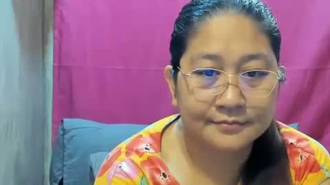 Snapshot of sweetpilipina88 chatting on December 2024 07:39:02 PM MIA online show from December 2024 07:39:02 PM