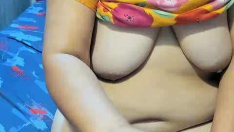 Snapshot of sweetpilipina88 chatting on December 2024 02:38:01 AM MIA online show from December 2024 02:38:01 AM