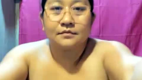 Snapshot of sweetpilipina88 chatting on December 2024 12:44:02 PM MIA online show from December 2024 12:44:02 PM