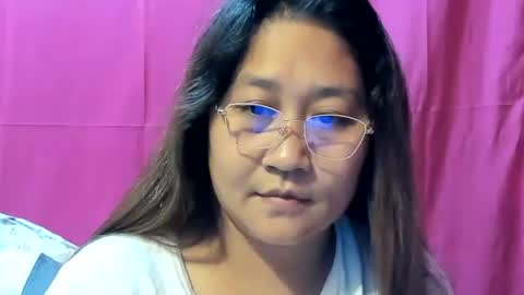 Snapshot of sweetpilipina88 chatting on December 2024 01:03:02 AM MIA online show from December 2024 01:03:02 AM