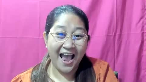 Snapshot of sweetpilipina88 chatting on December 2024 11:41:02 PM MIA online show from December 2024 11:41:02 PM