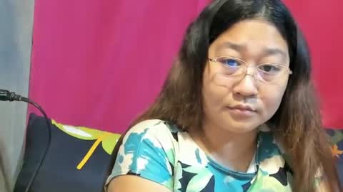 Snapshot of sweetpilipina88 chatting on January 2025 11:28:01 PM MIA online show from January 2025 11:28:01 PM